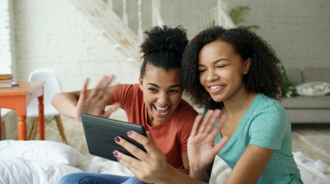 friends chatting online
